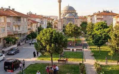 MODERN KENTLERİN MANEVİ SIĞINAĞI: MAHALLE KÜLTÜRÜ VE PEYGAMBER VASİYETİ KOMŞULUK