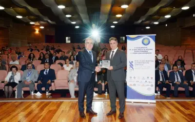 Dicle Üniversitesi'nde Dev Buluşma: Sağlık Yönetiminde Demografik Dönüşüm ve Yapay Zekâ Dönemi